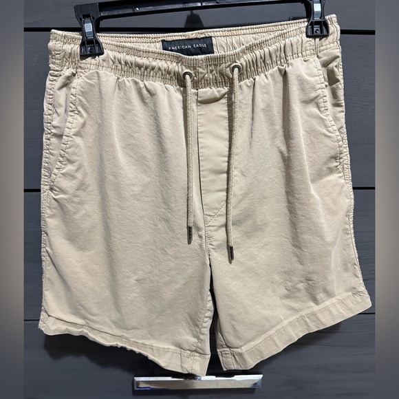 American Eagle 5" Flex Lived-In Trekker Short‎ - Picture 2 of 8